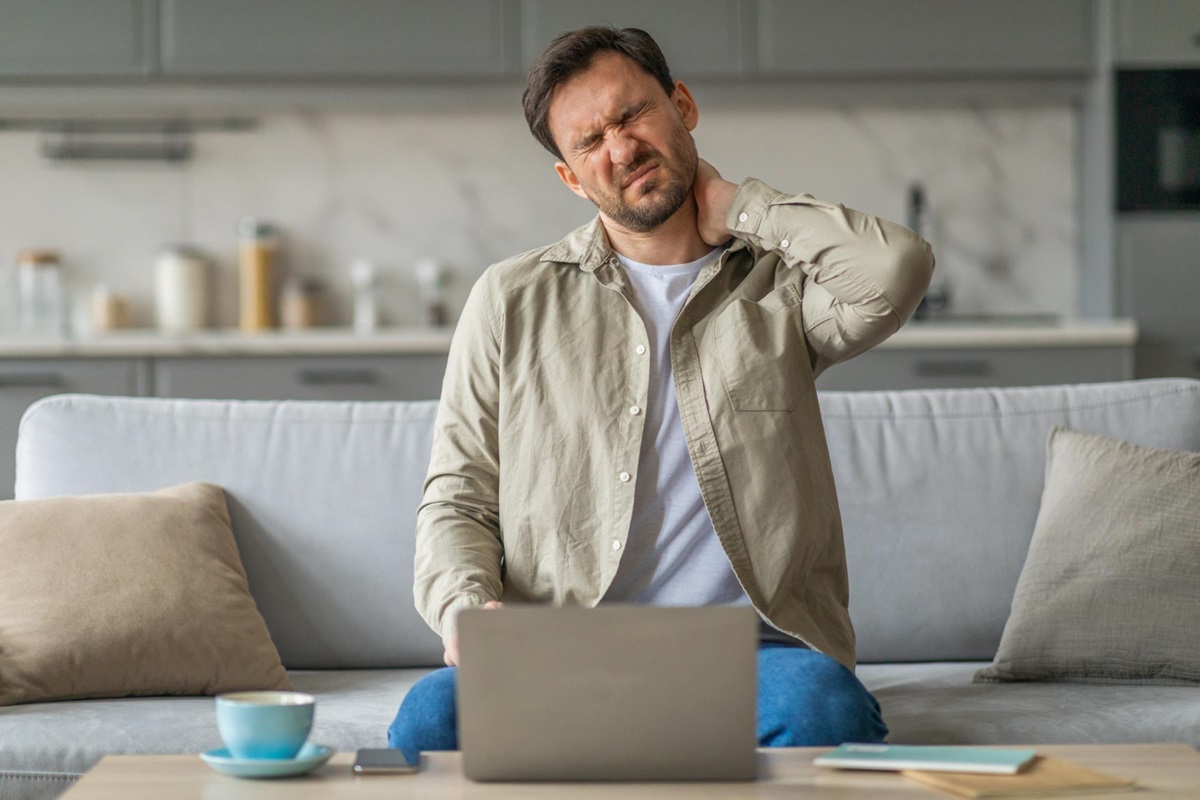 How to Relieve Severe Neck Pain on Left Side Fast